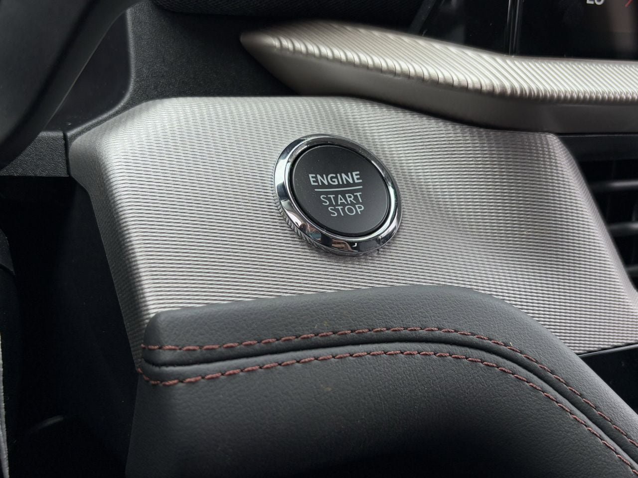 New 2026 Ford Explorer Active RWD image 16