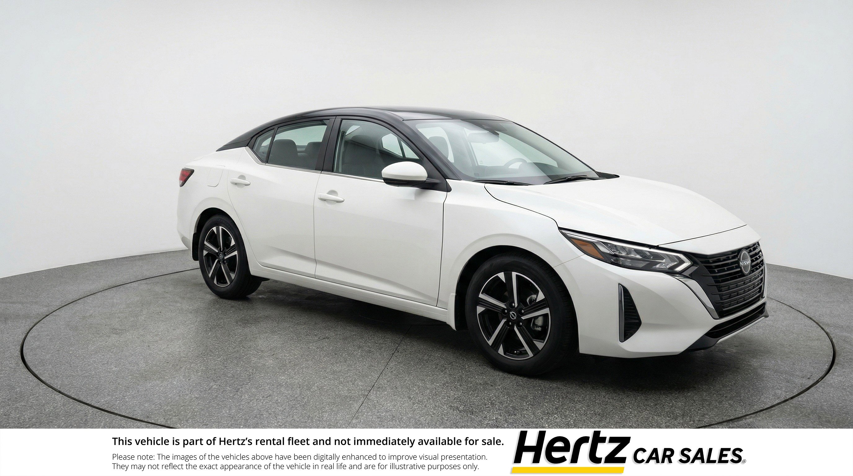 Used 2025 Nissan Sentra SV image 1