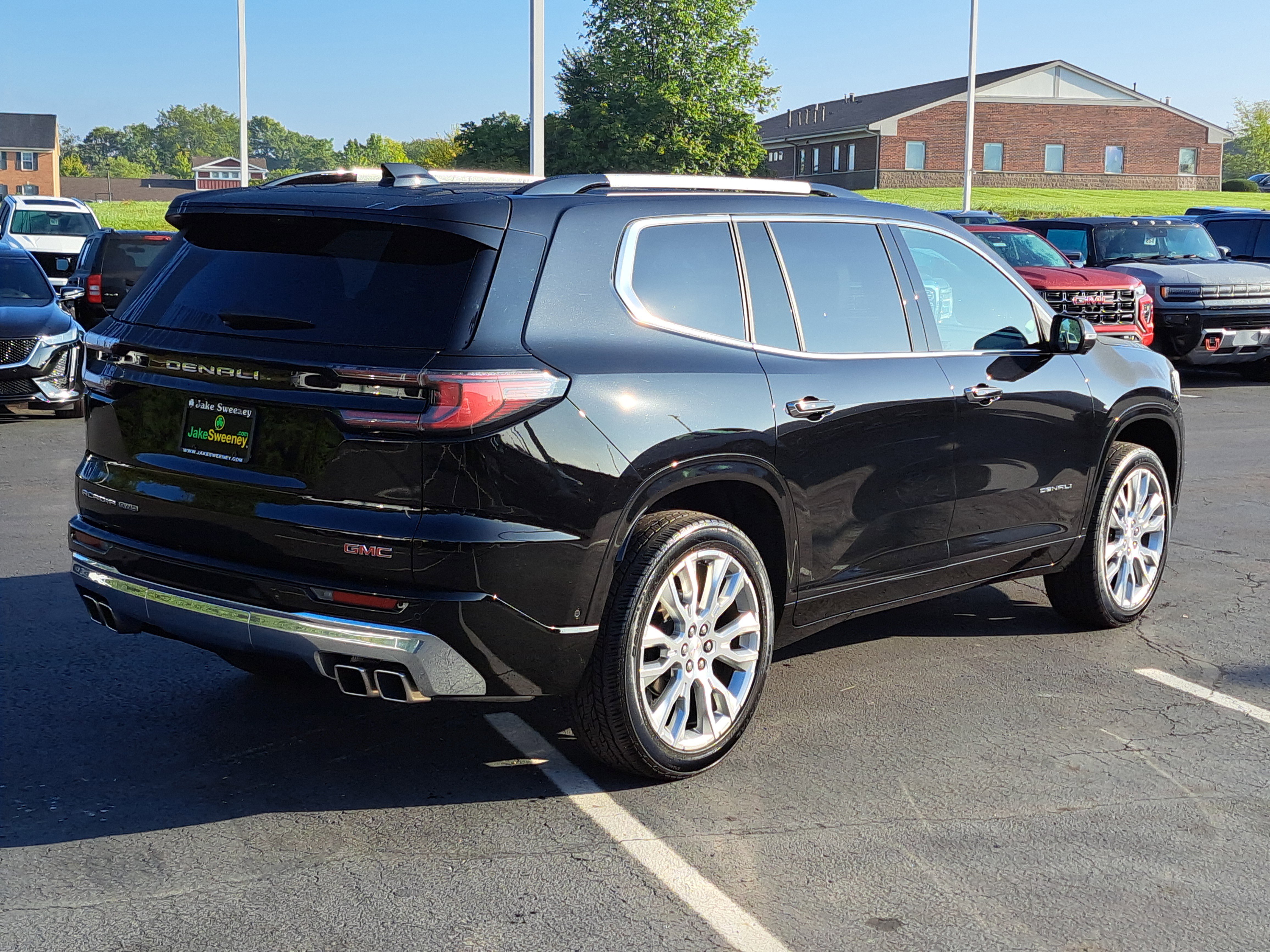 Certified 2024 GMC Acadia Denali w/ Super Cruise Package image 4