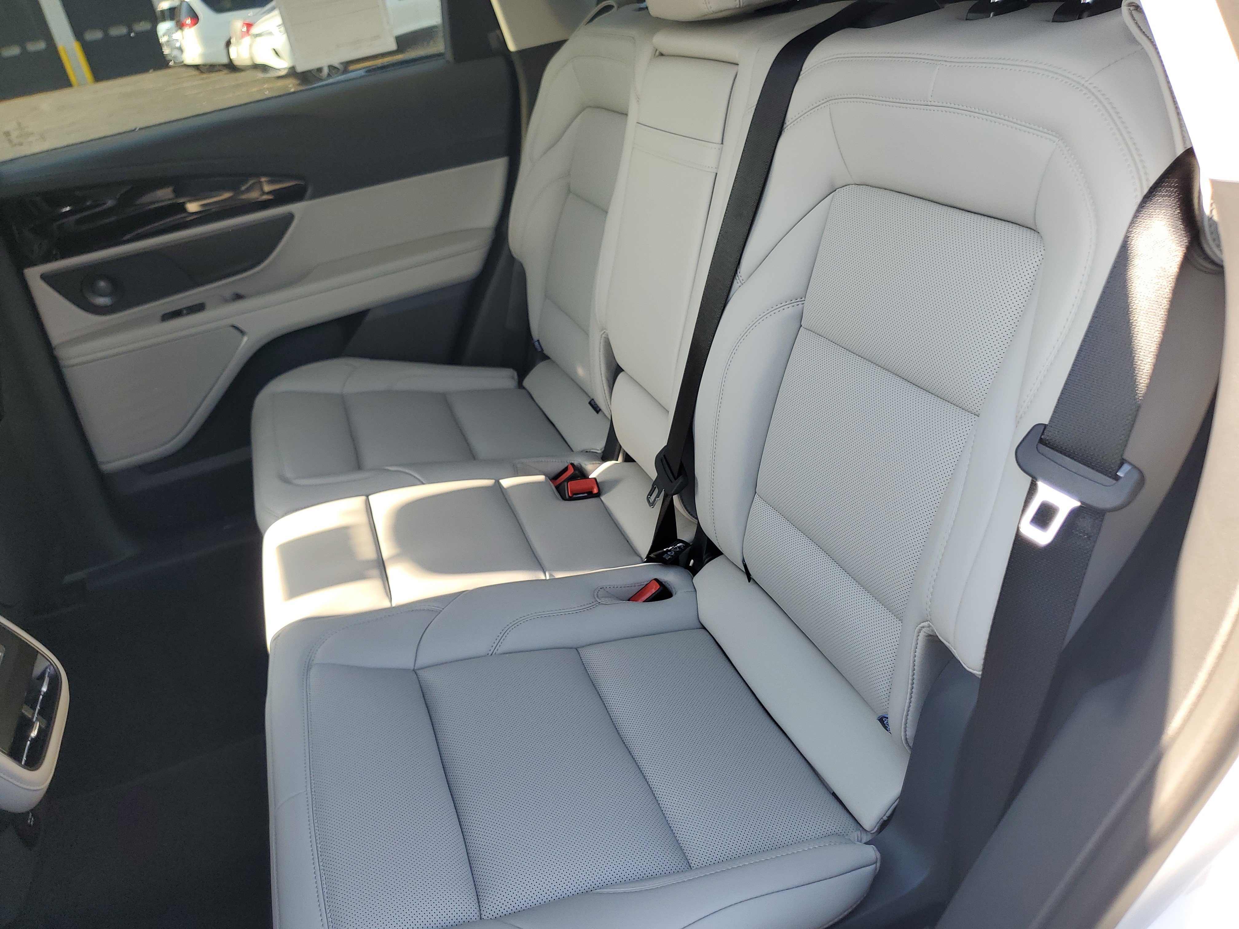 New 2026 Lincoln Nautilus Premier w/ Equipment Group 102A AWD/4WD image 30