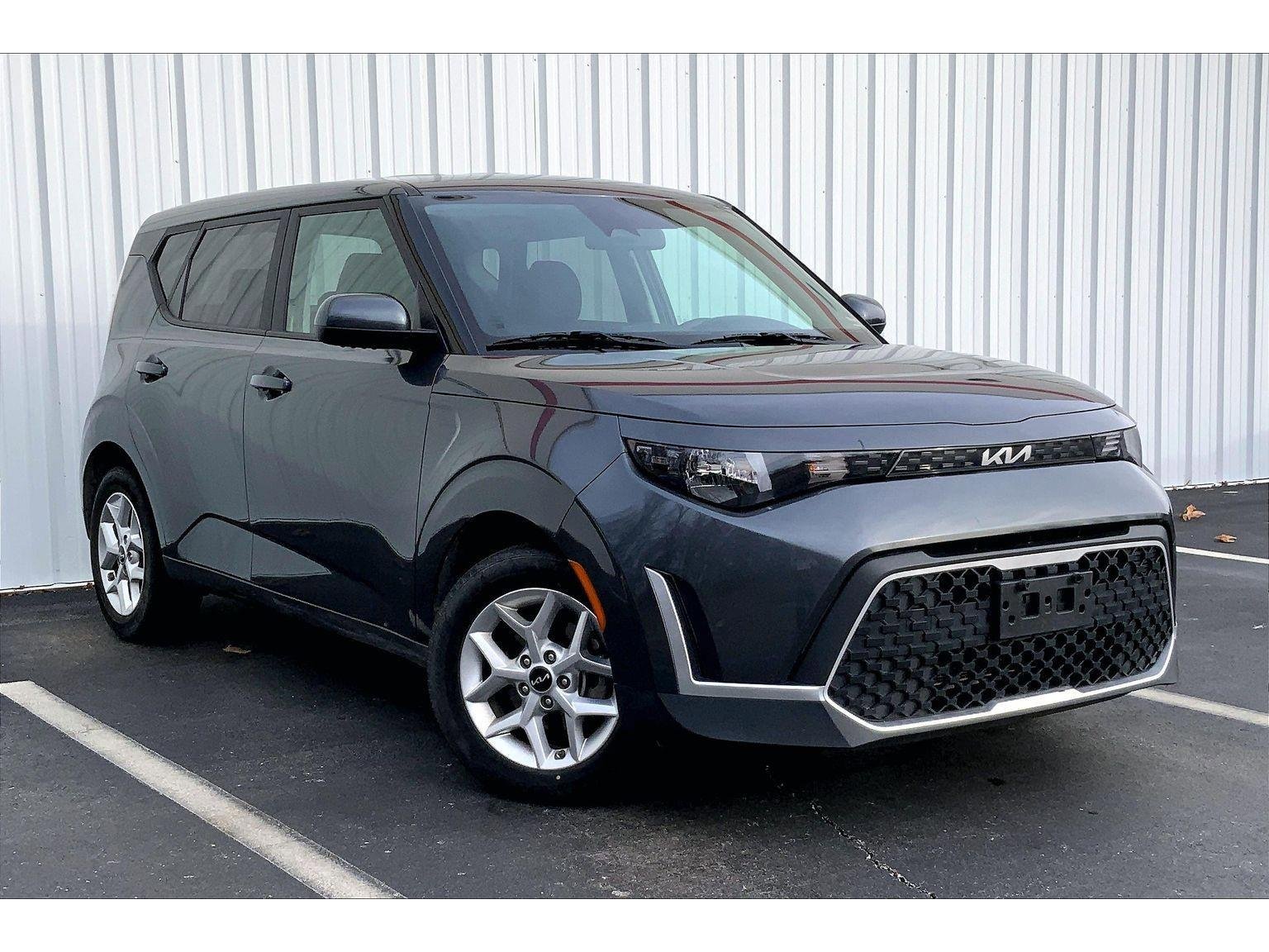 Used 2023 Kia Soul LX w/ Option Group 015 image 31
