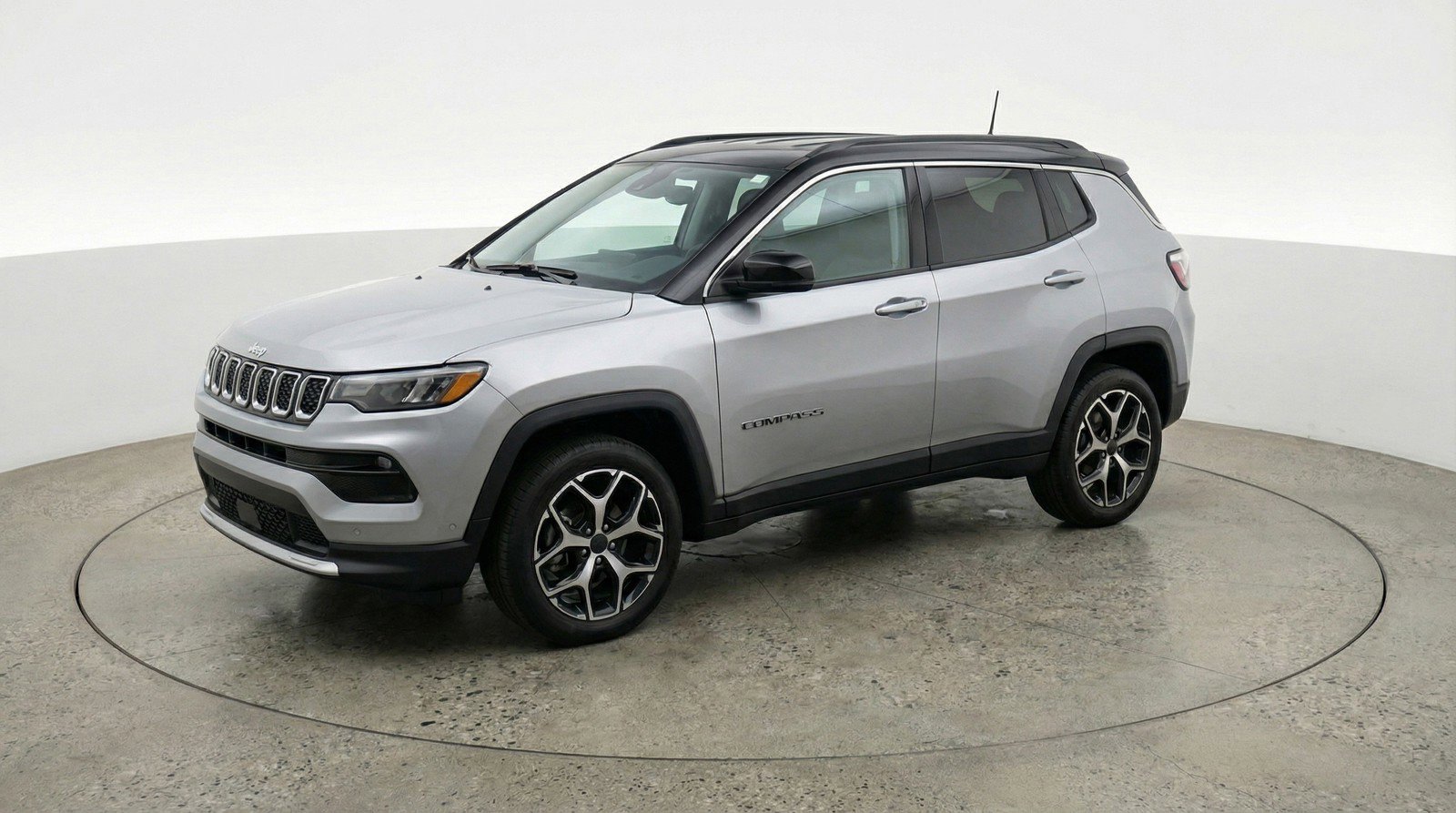 Used 2025 Jeep Compass Limited image 3