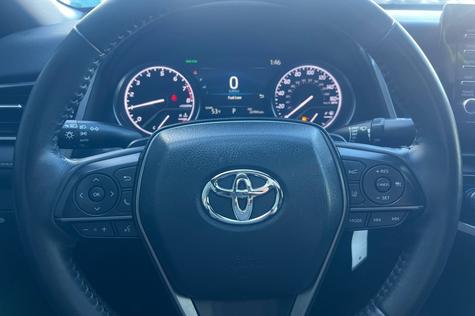 Used 2023 Toyota Camry SE image 18