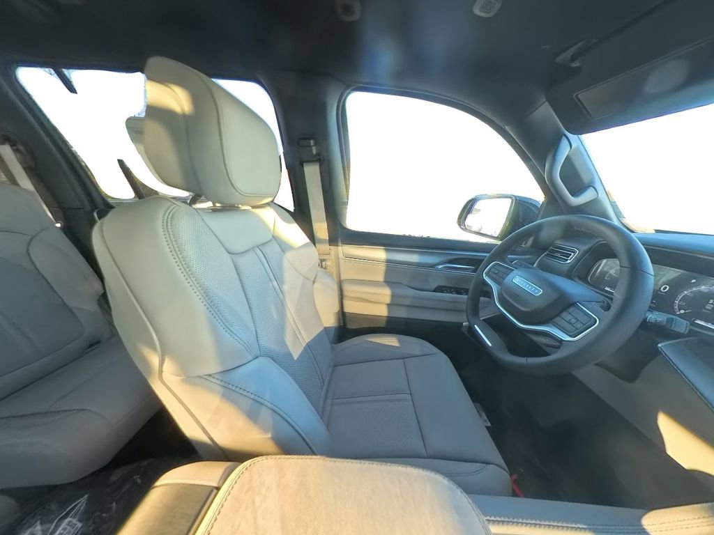 New 2025 Jeep Wagoneer Series II image 28