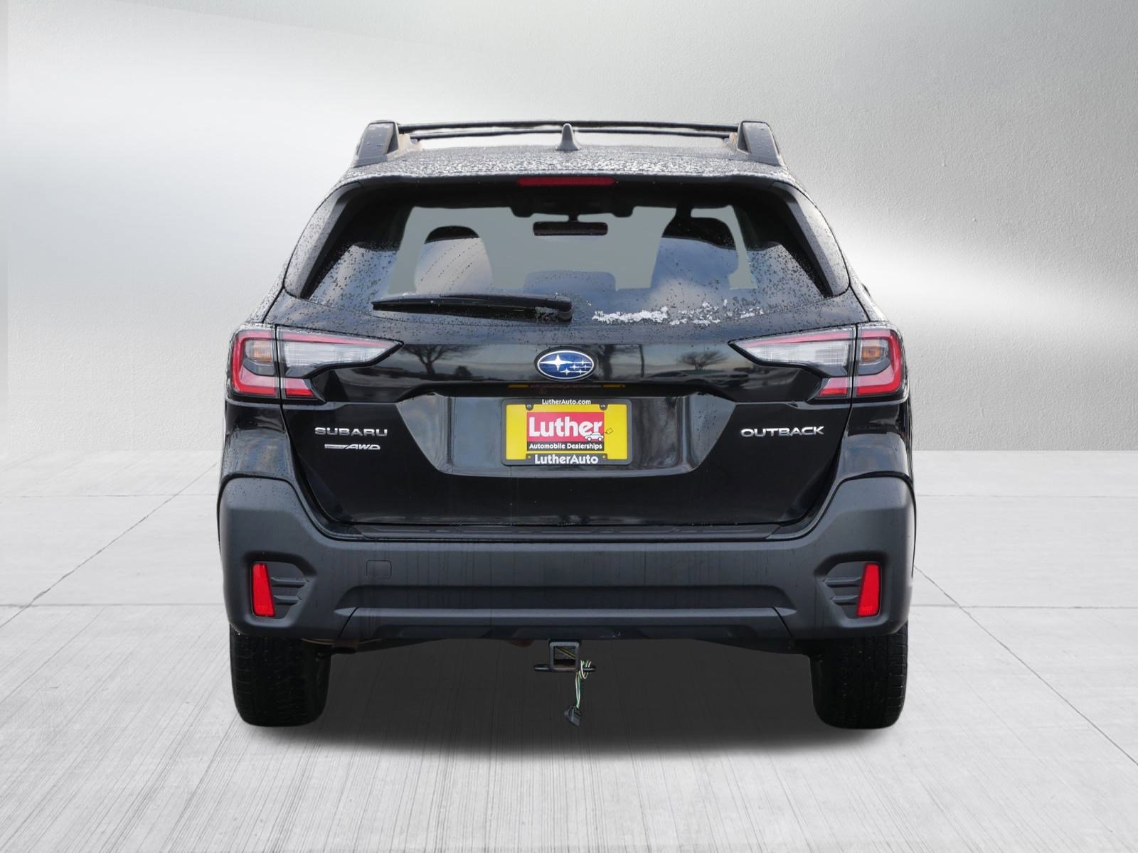 Used 2020 Subaru Outback Premium image 6