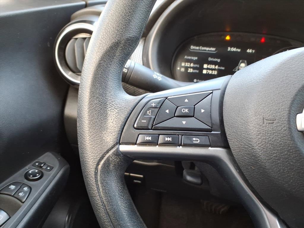 Used 2023 Nissan Kicks SV image 30