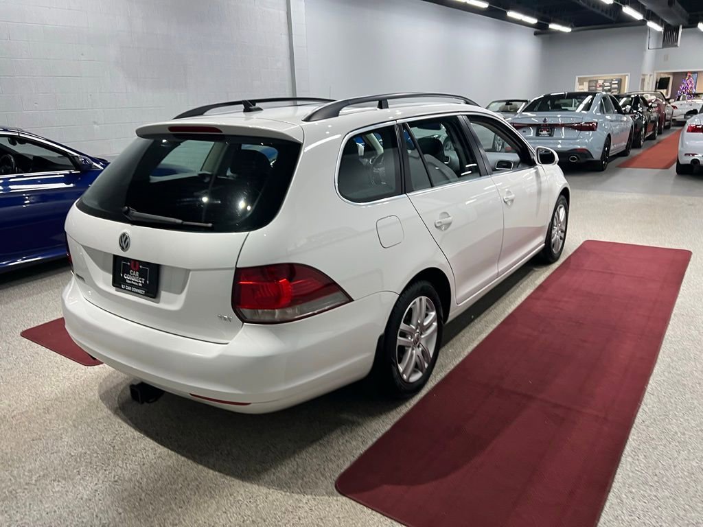 Used 2011 Volkswagen Jetta TDI image 9