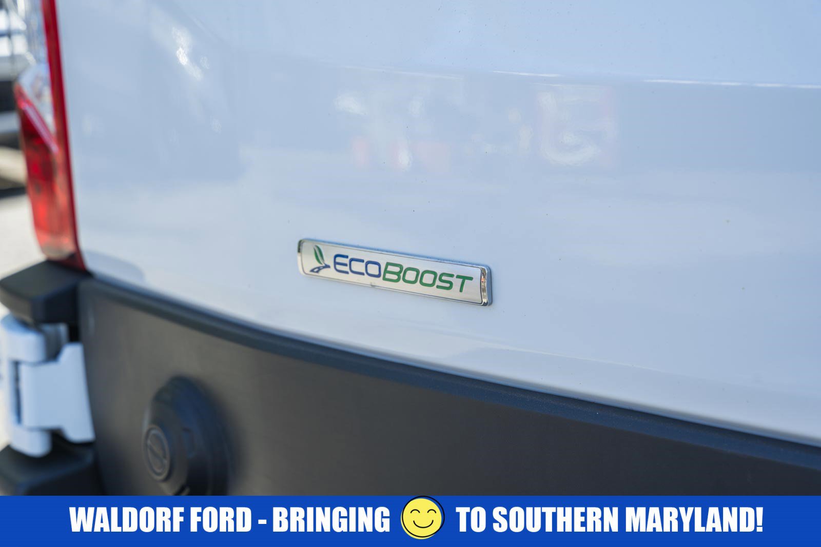 Used 2024 Ford Transit 350 XLT image 9