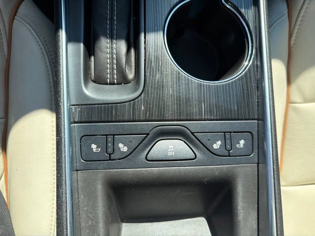 Used 2017 Chevrolet Impala Premier FWD image 17