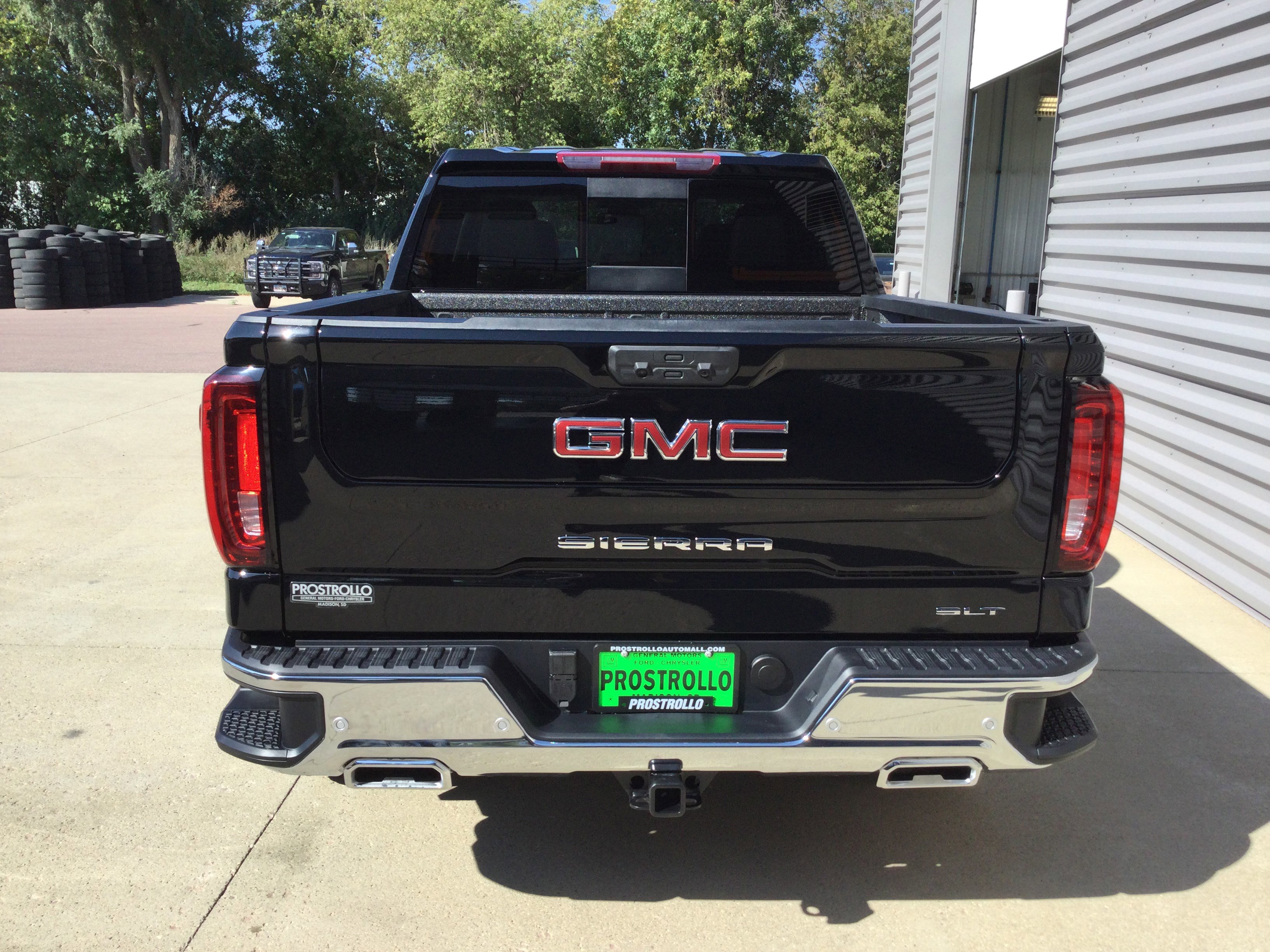 New 2026 GMC Sierra 1500 SLT w/ SLT Premium Package image 5