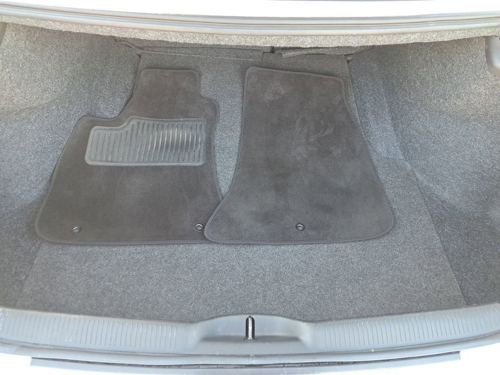 Used 2018 Dodge Charger SXT Plus w/ Blacktop Package image 6