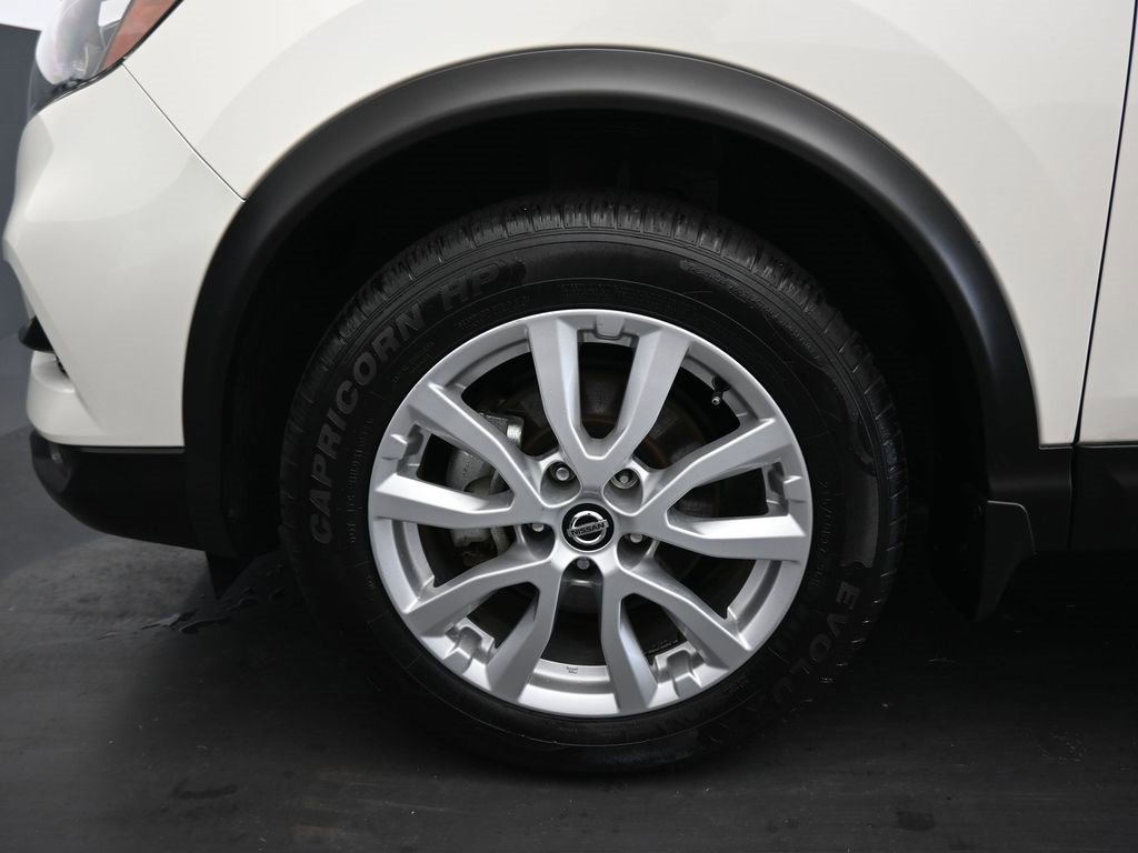 Used 2022 Nissan Rogue Sport SV w/ Technology Package image 46