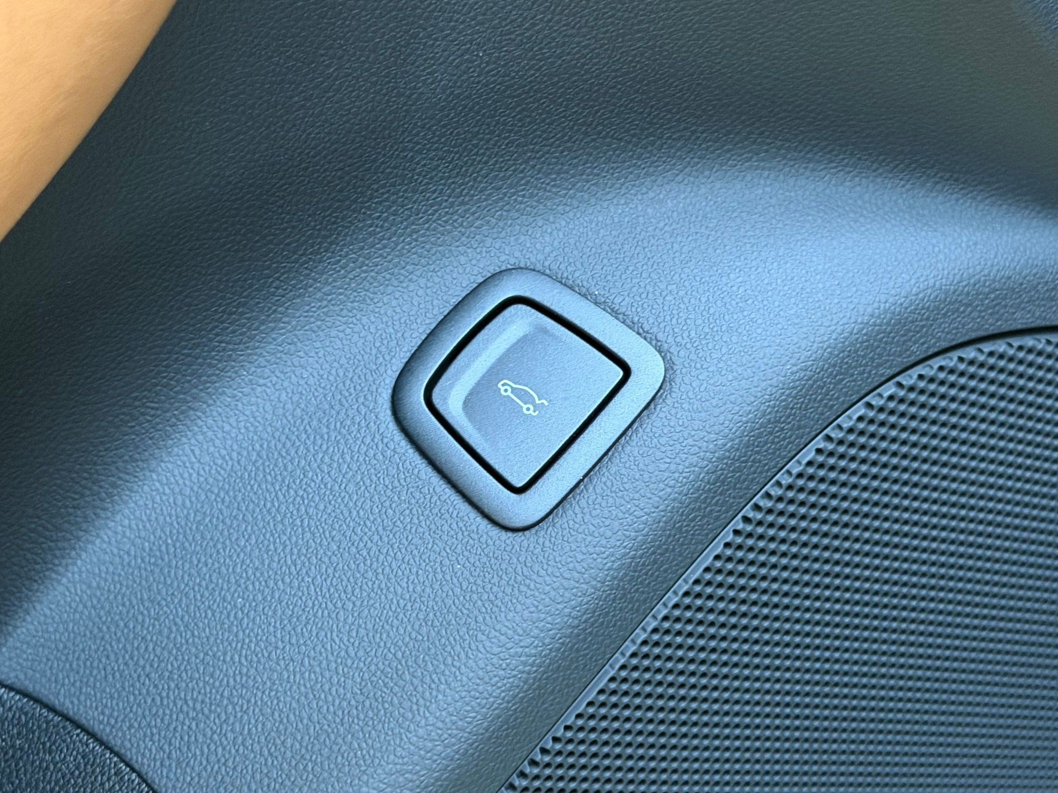 Used 2025 Cadillac CT5 Premium Luxury RWD image 24