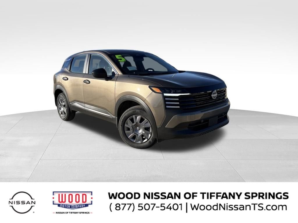 Used 2025 Nissan Kicks S image 1