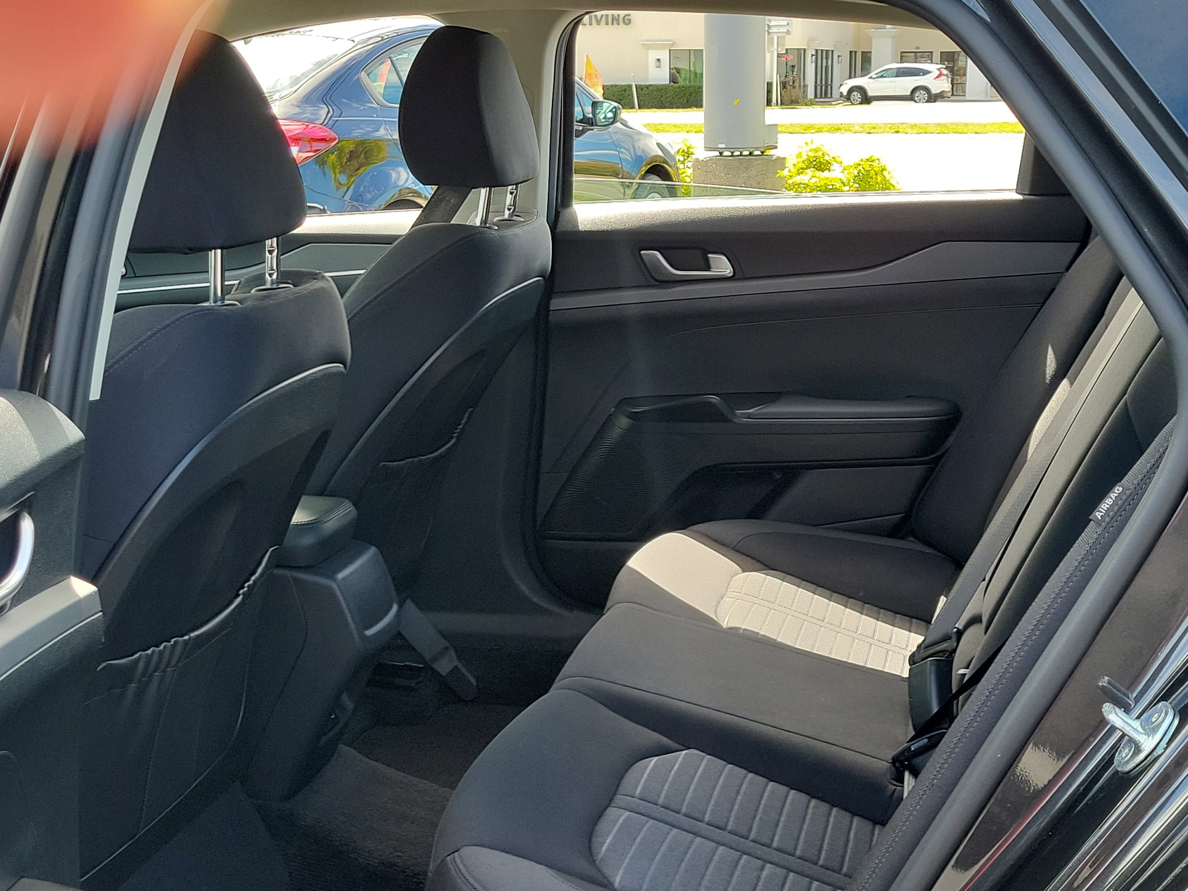 Used 2025 Kia K5 LXS image 13