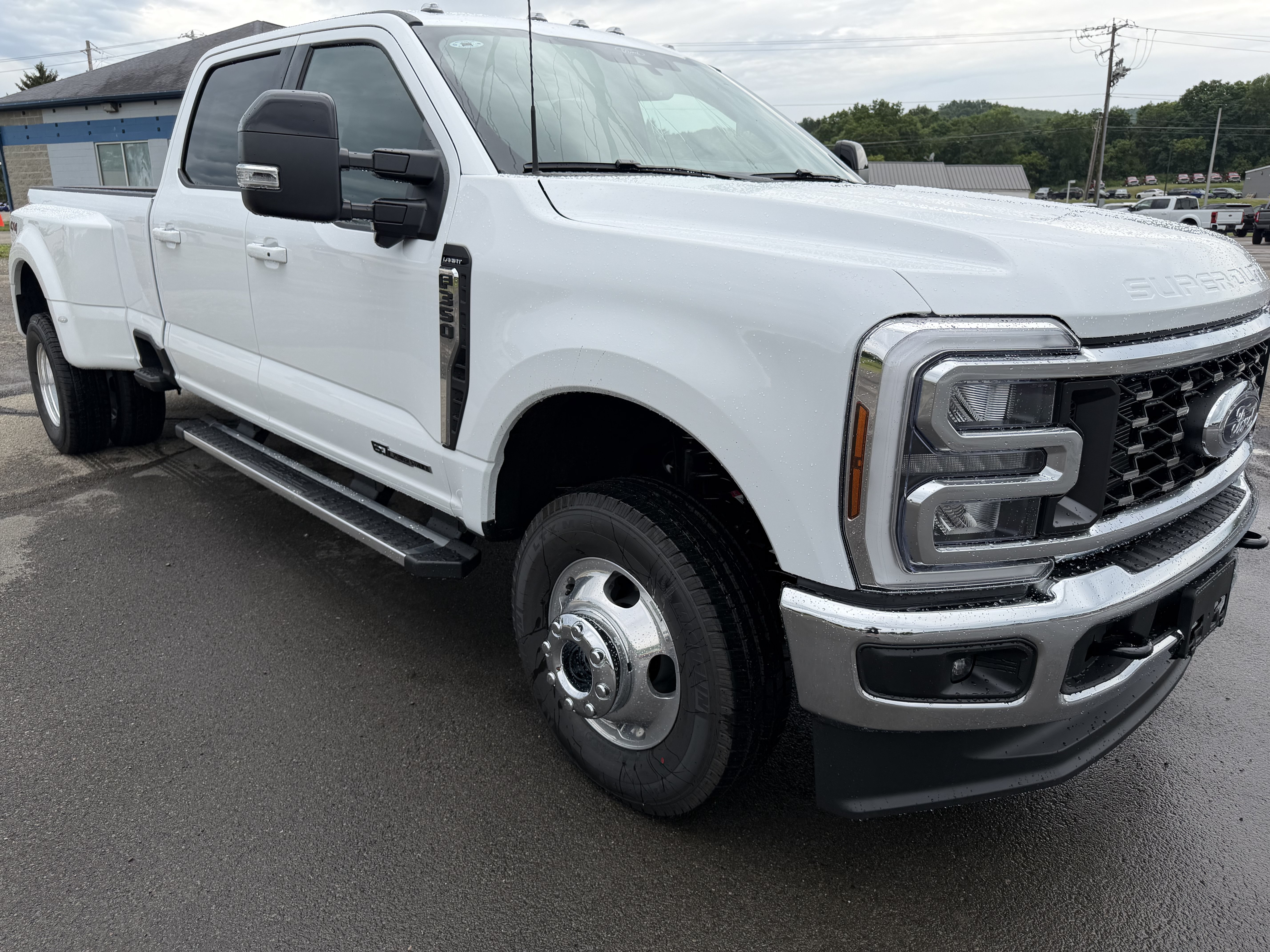 New 2026 Ford F350 Lariat