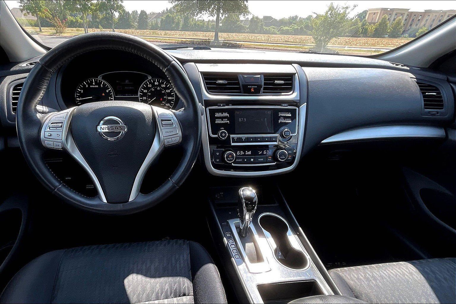 Used 2018 Nissan Altima 2.5 SV image 14