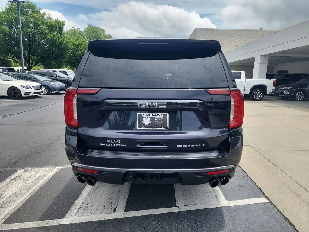 Certified 2023 GMC Yukon XL Denali Ultimate w/ LPO, Floor Liner Package AWD/4WD image 7