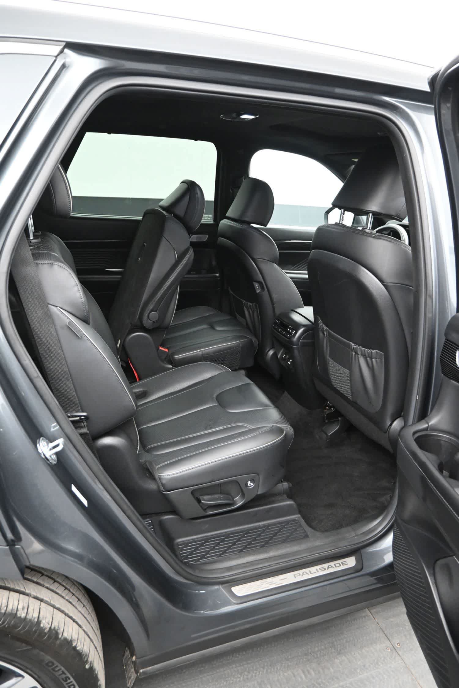 Used 2024 Hyundai Palisade Calligraphy AWD/4WD image 12