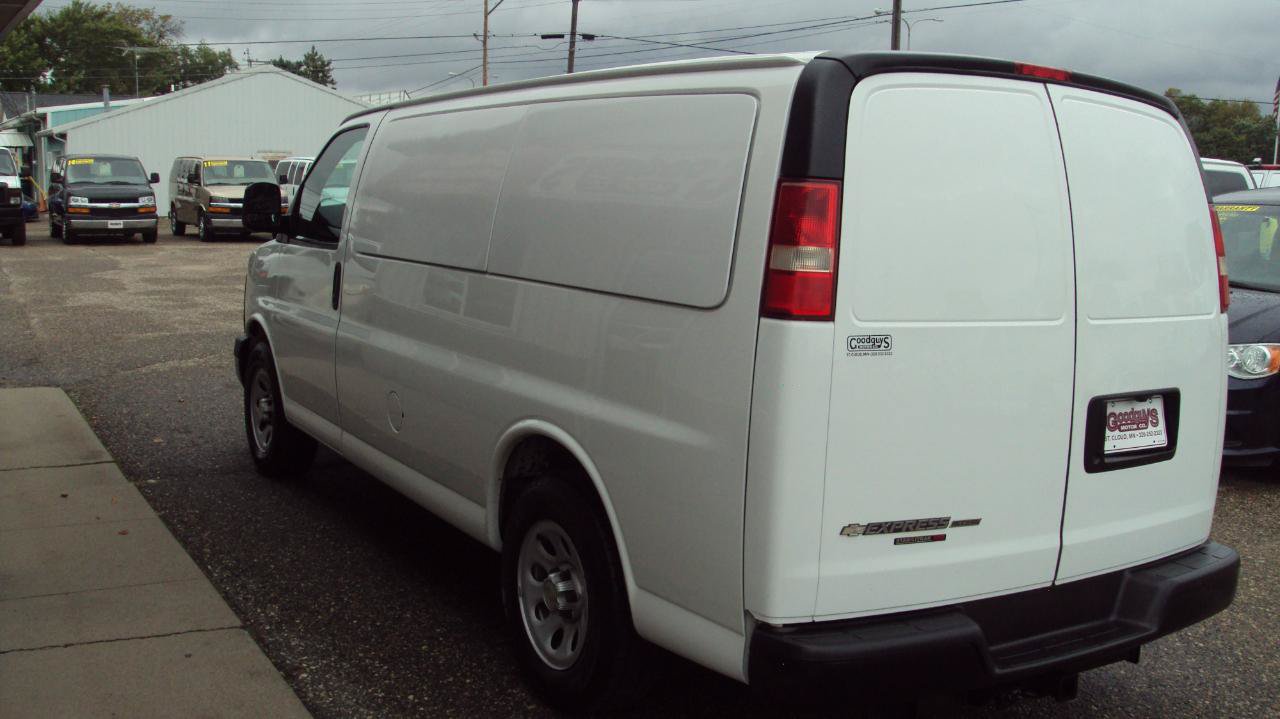Used 2014 Chevrolet Express 1500 AWD image 15