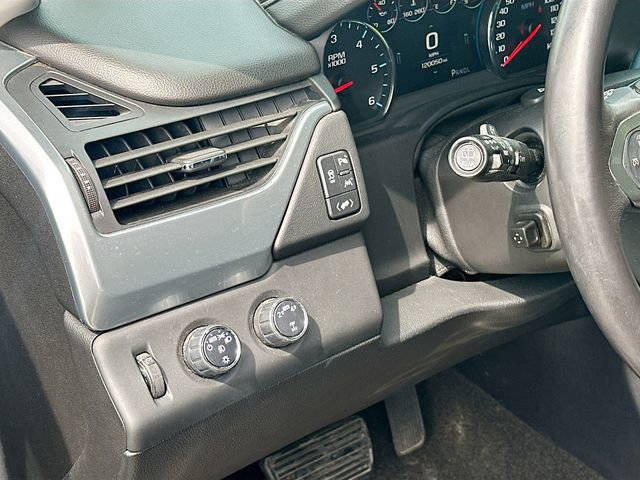 Used 2017 Chevrolet Suburban Premier AWD/4WD image 10