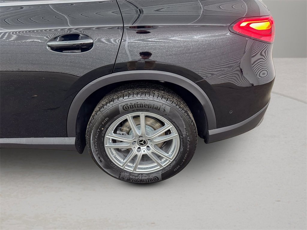 Used 2025 Mercedes-Benz GLC 300 image 8