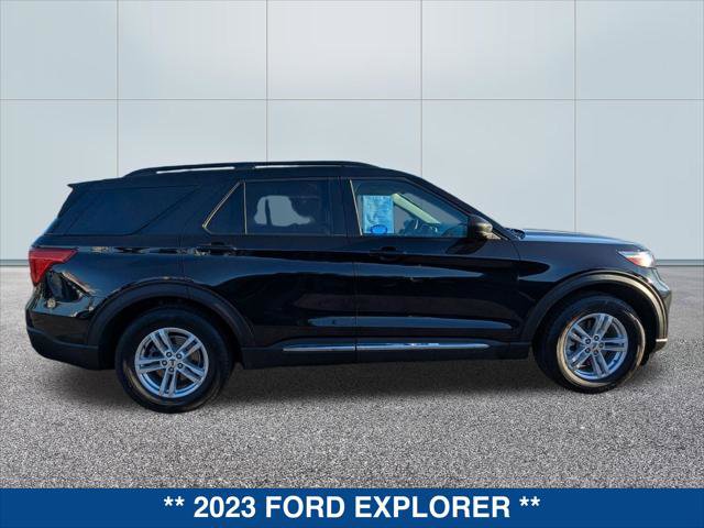 Certified 2023 Ford Explorer XLT w/ Equipment Group 202A image 6