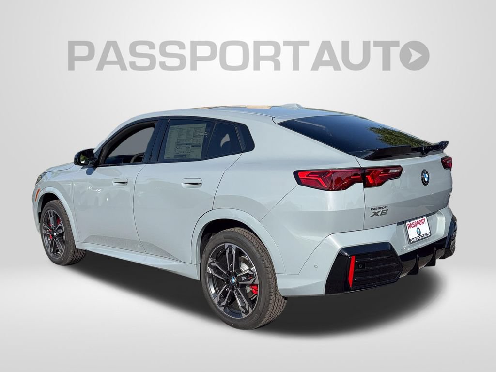 New 2026 BMW X2 xDrive28i AWD/4WD image 3