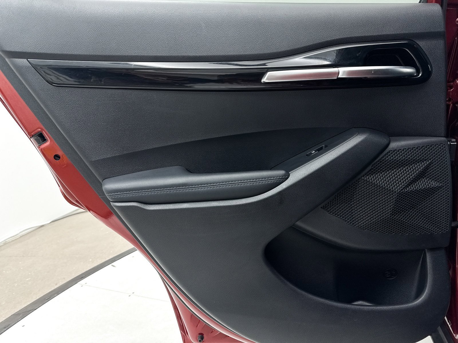 Used 2023 Kia Seltos S w/ Navigation Package image 46