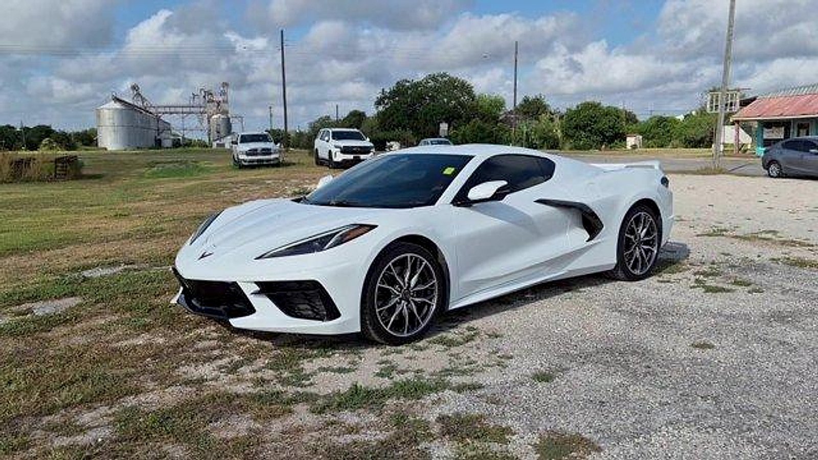 Certified 2024 Chevrolet Corvette Stingray Preferred Cpe w/ Z51 Performance Package RWD image 4