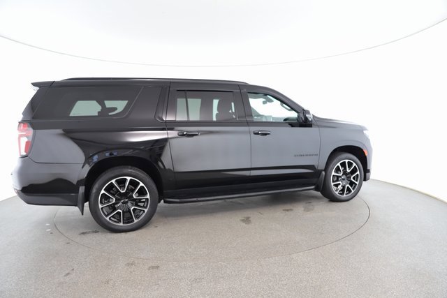 Used 2022 Chevrolet Suburban RST image 20