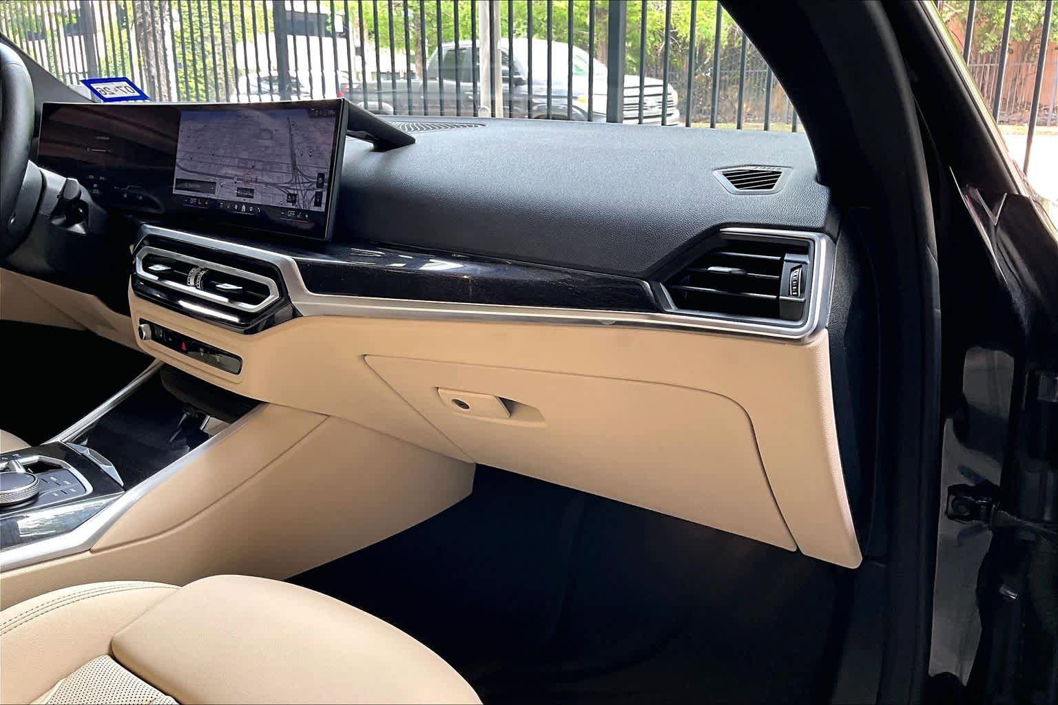 Used 2024 BMW i4 eDrive40 w/ Premium Package RWD image 18