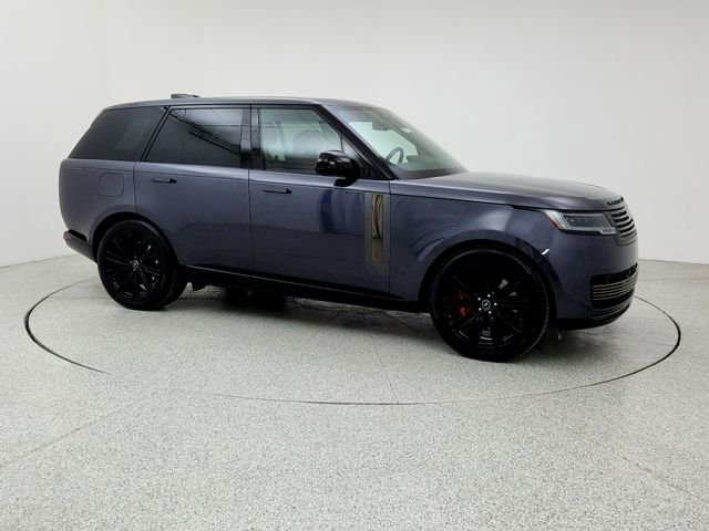 Certified 2025 Land Rover Range Rover SV image 3