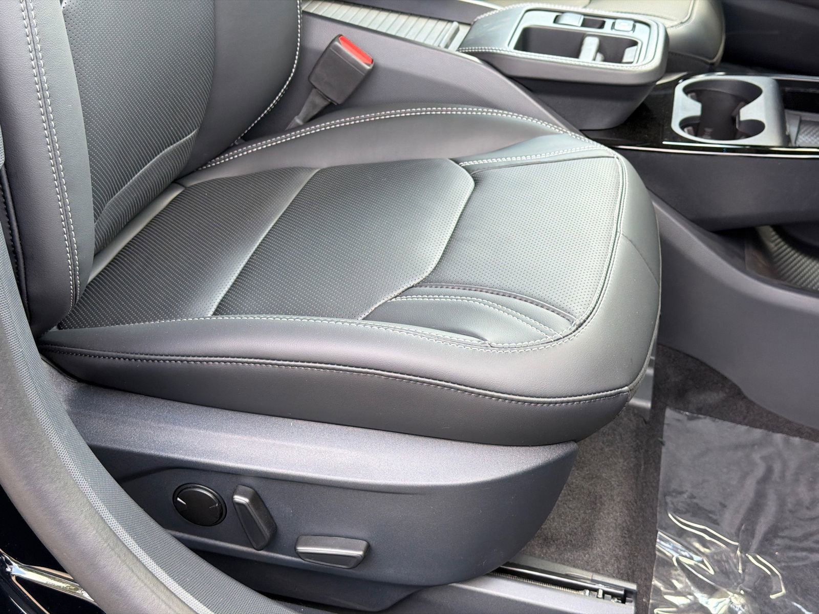 New 2026 Ford Mustang Mach-E Premium w/ Technology Package AWD/4WD image 10