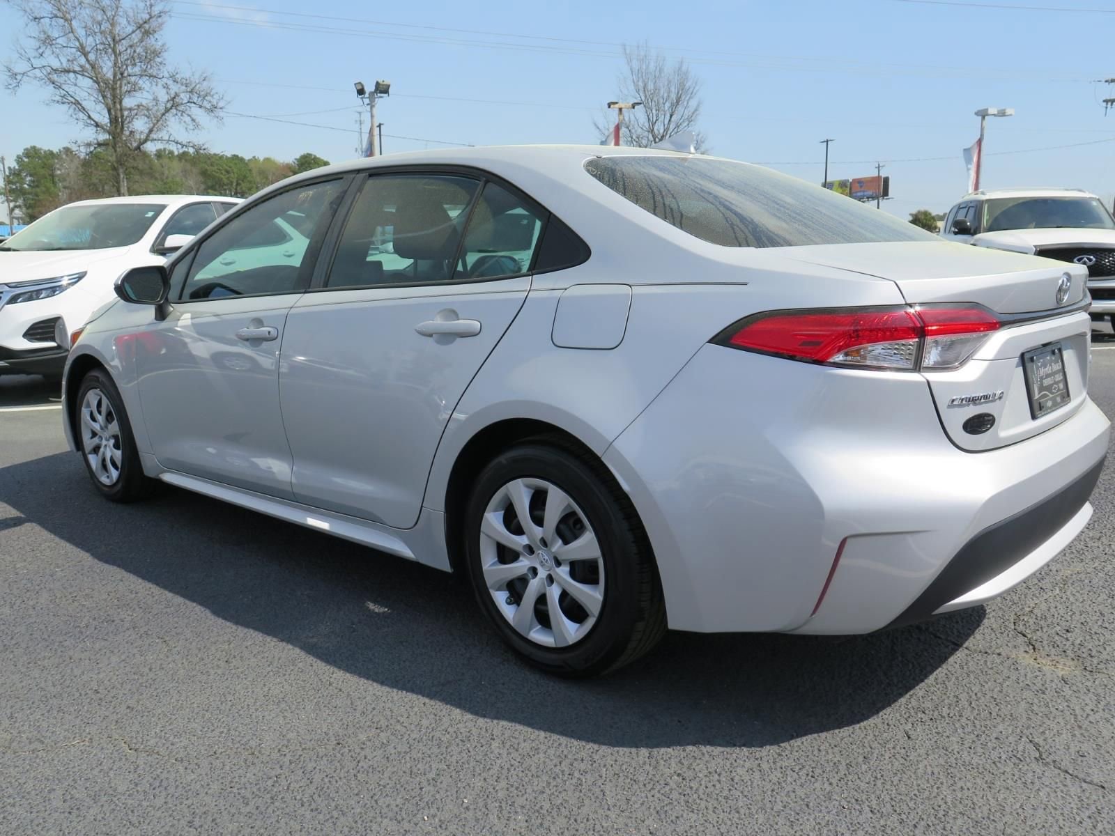 Used 2022 Toyota Corolla LE image 5