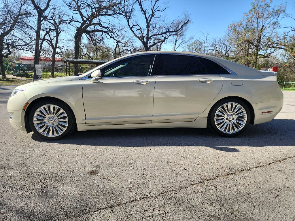 Used 2015 Lincoln MKZ AWD w/ Equipment Group 102A Reserve image 4