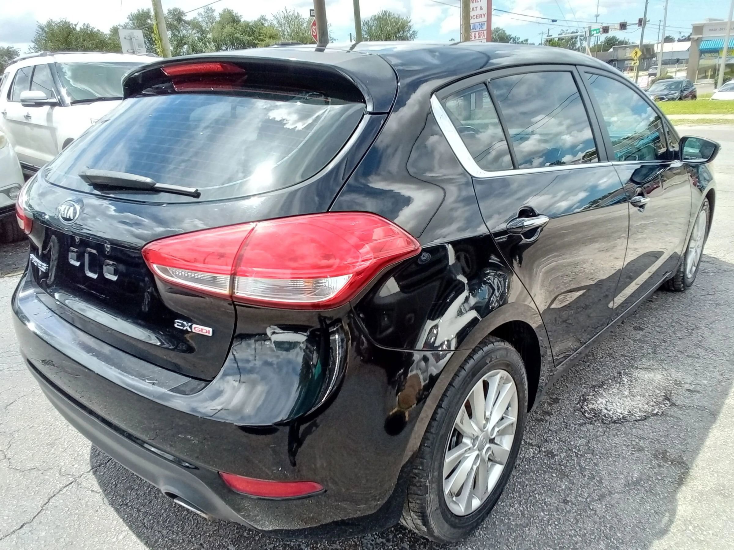 Used 2014 Kia Forte EX w/ EX Premium Package image 5