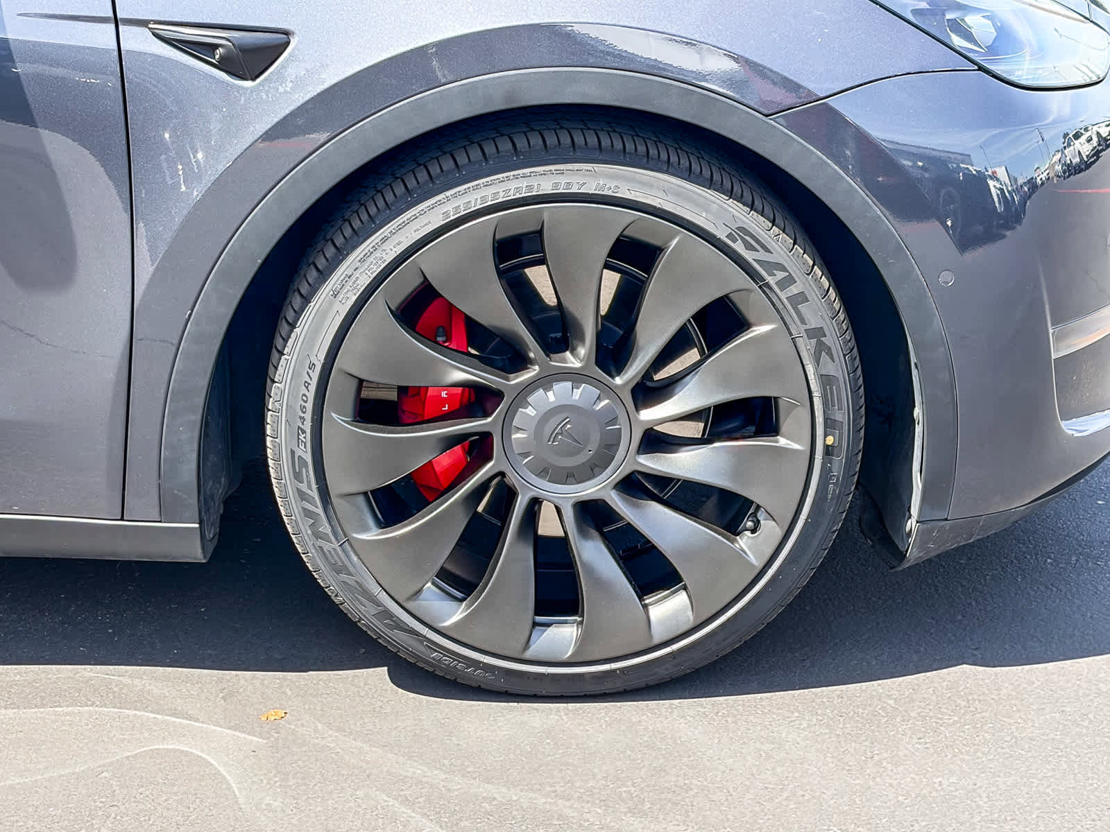Used 2022 Tesla Model Y Performance AWD/4WD image 9