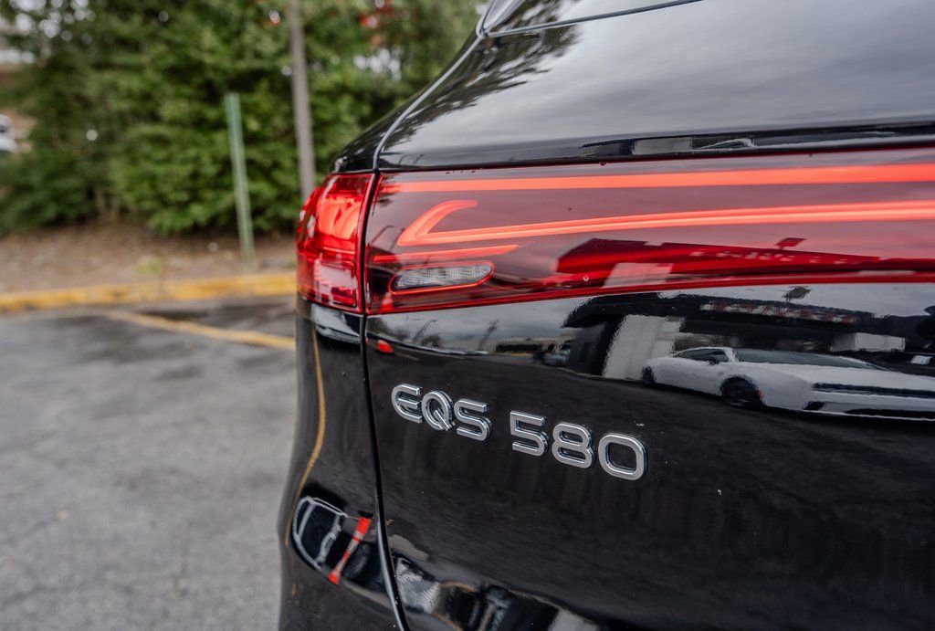 Used 2023 Mercedes-Benz EQS 580 4MATIC SUV image 27