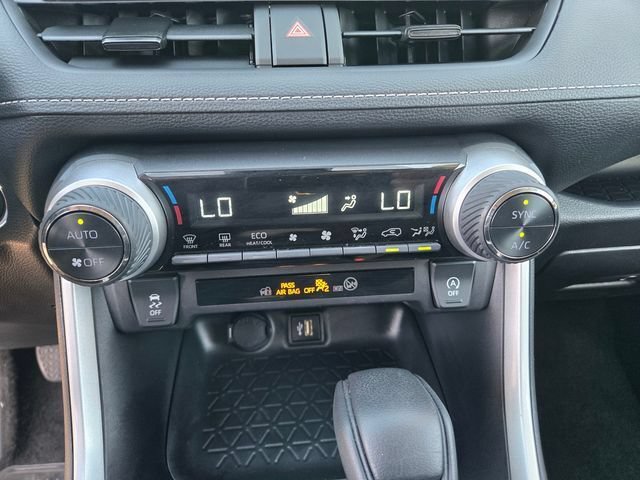 Certified 2025 Toyota RAV4 XLE AWD/4WD image 18