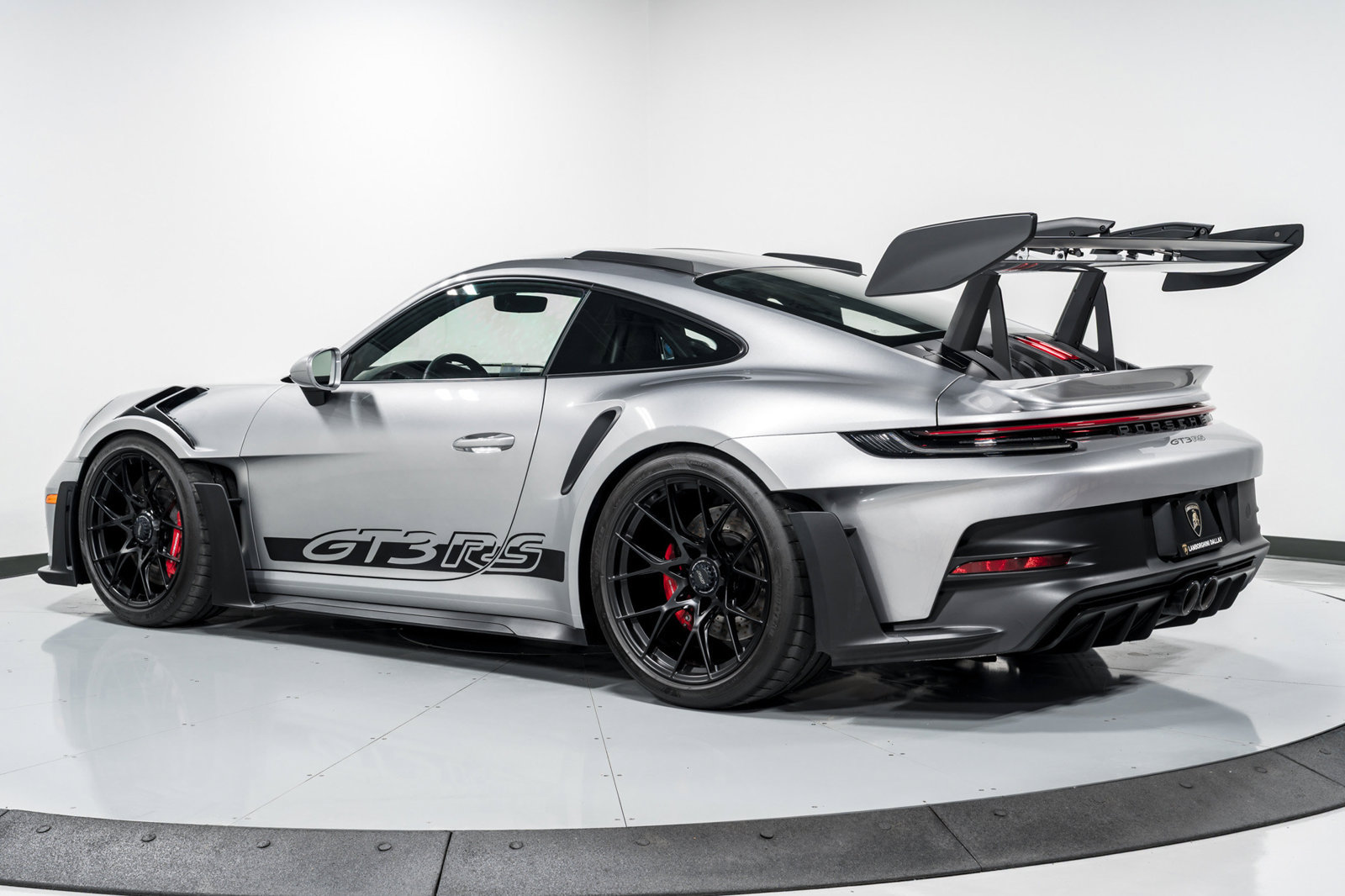 Used 2025 Porsche 911 GT3 RS RWD image 5