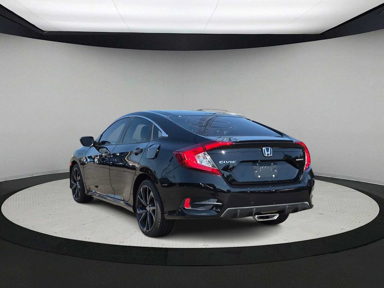 Used 2021 Honda Civic Sport image 6