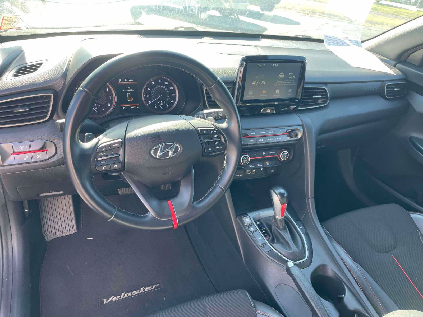 Used 2020 Hyundai Veloster 2.0 Premium FWD image 15