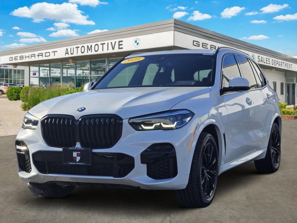 Used 2023 BMW X5 xDrive40i w/ M Sport Package image 3