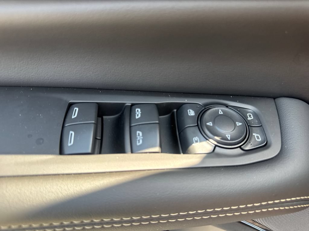 New 2026 GMC Yukon XL Elevation w/ Elevation Premium Package AWD/4WD image 18