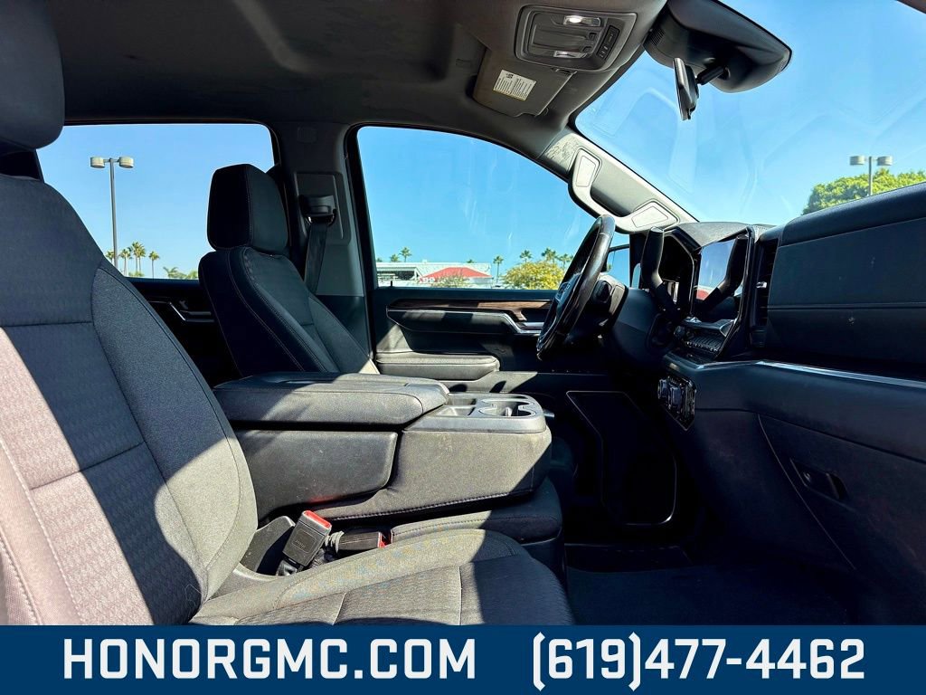Used 2022 Chevrolet Silverado 1500 LT image 20