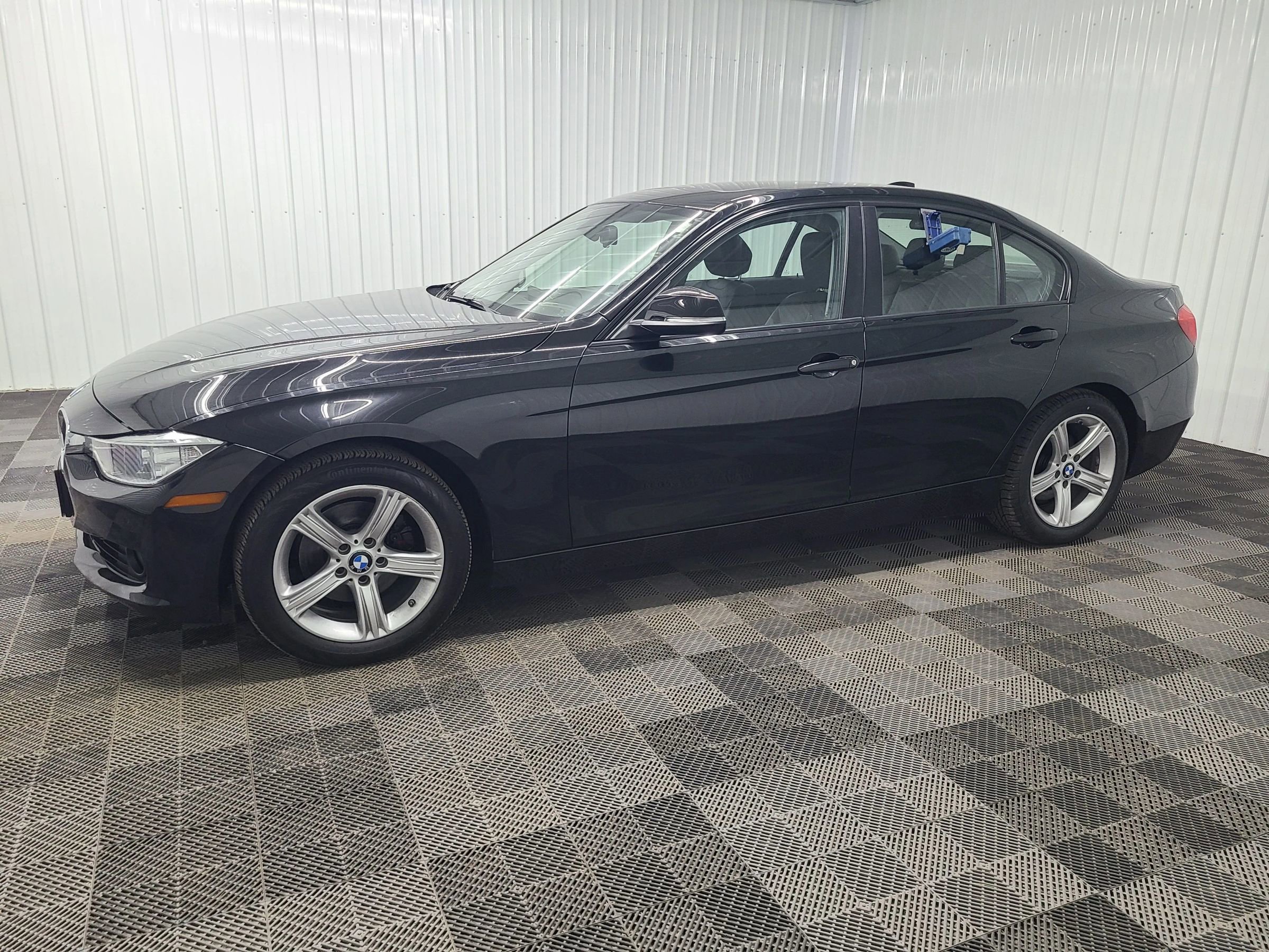 Used 2015 BMW 328i xDrive Sedan image 8