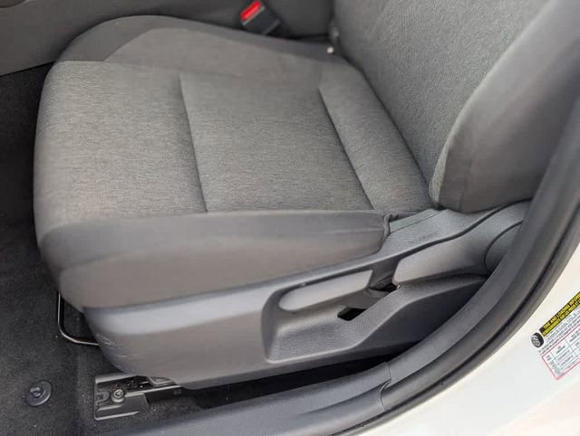 Used 2025 Toyota Camry LE FWD image 30