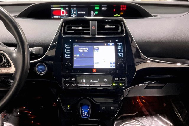 Used 2017 Toyota Prius Four w/ Advanced Technology Package FWD image 6