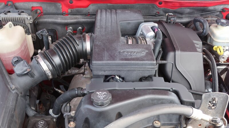 Used 2005 Chevrolet Colorado LS w/ Safe And Sound Package RWD image 26